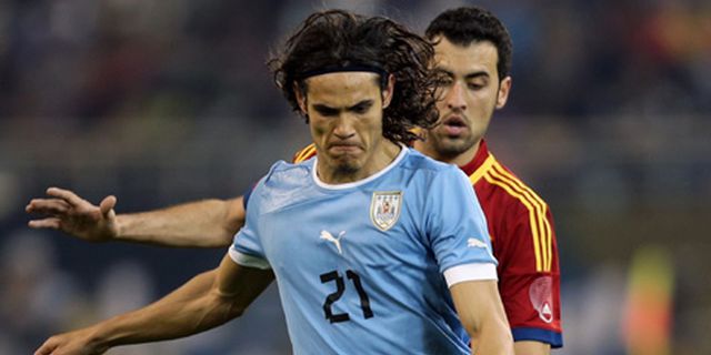 Cavani: Suarez Diincar Orang Inggris Cavani: Suarez Diincar Orang Inggris