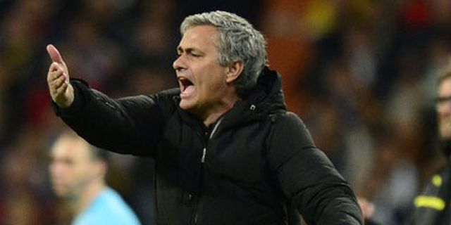 Mourinho: Saya Kecewa Dengan Wasit!