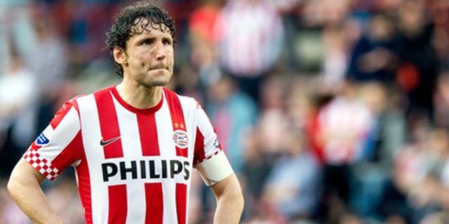 Van Bommel Ambil Alih Peran Allegri?