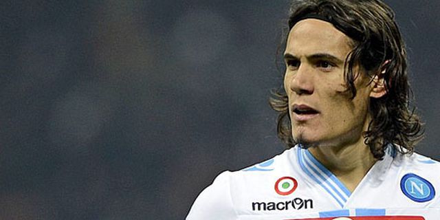 Napoli Siap Tukar Cavani Dengan Dzeko