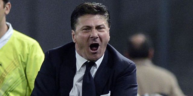 Mazzarri: Tiga Poin Lagi Untuk Kami Mazzarri: Tiga Poin Lagi Untuk Kami