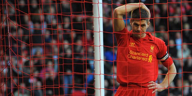 Gerrard Absen Sampai Akhir Musim