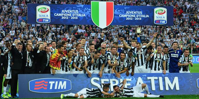 Video: Selebrasi Scudetto Juventus 2012-2013 Video: Selebrasi Scudetto Juventus 2012-2013
