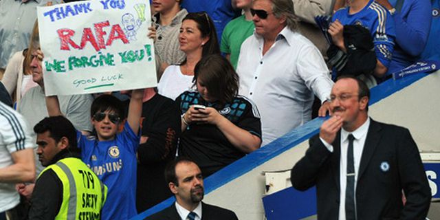 Diterima di Stamford Bridge, Benitez Tolak Balas Kritik Diterima di Stamford Bridge, Benitez Tolak Balas Kritik