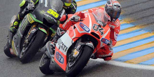 Dovizioso: Memimpin Balapan Sangat Menyenangkan! Dovizioso: Memimpin Balapan Sangat Menyenangkan!
