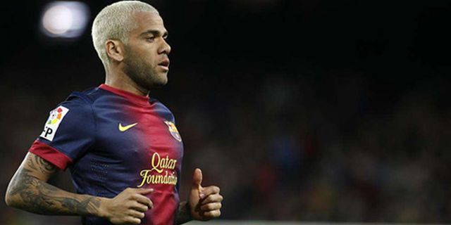 Dani Alves Buka Kemungkinan Tinggalkan Barca