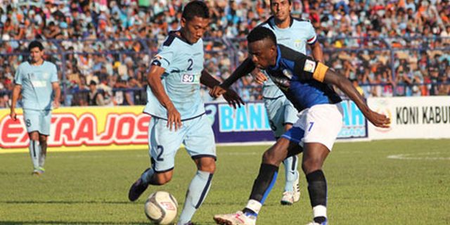 Review ISL: Persela Gagal Balas Kekalahan Dari Arema Review ISL: Persela Gagal Balas Kekalahan Dari Arema