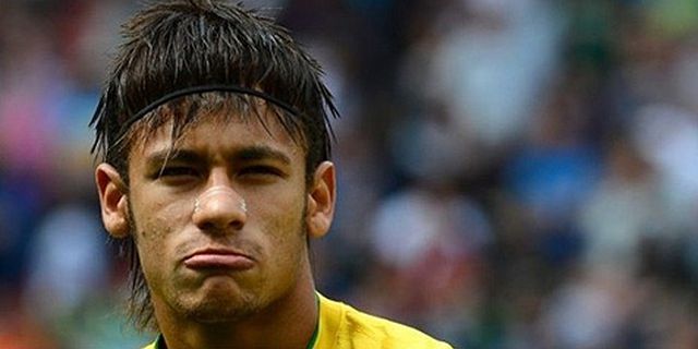 Hak Pencitraan Tak Diusik Barca, Neymar Kian Kaya