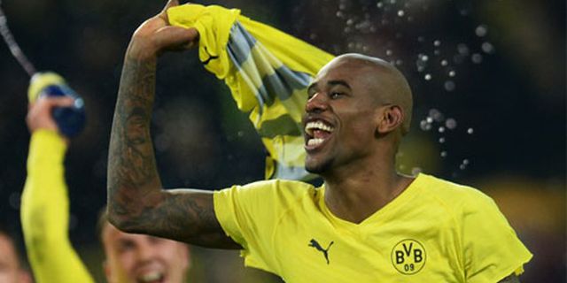 Felipe Santana Hengkang Menuju Musuh Abadi Dortmund