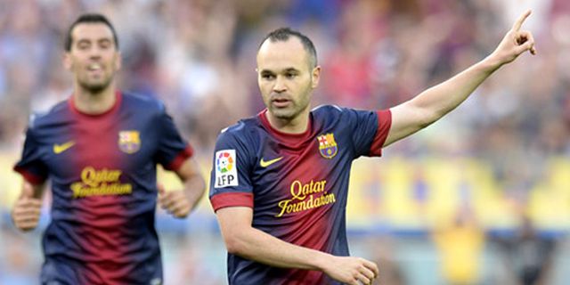 Iniesta Puji Capaian 100 Poin Barcelona