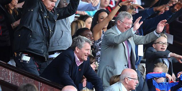 Video: Fergie Lakukan Mexican Wave di Tribun Old Trafford