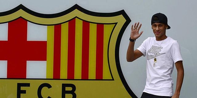 Neymar Sudah Tiba di Barcelona!