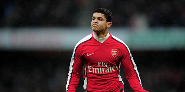 Arsenal dan Denilson Sepakat Akhiri Kontrak