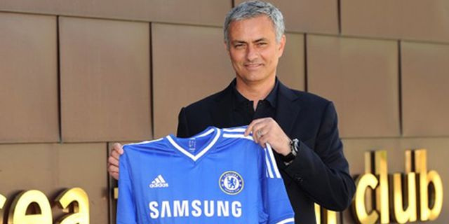 Rambut Putih Mourinho Takkan Halangi Motivasinya