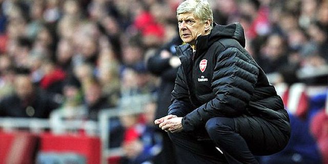 Gazidis: Kami Ingin Wenger Bertahan di Arsenal