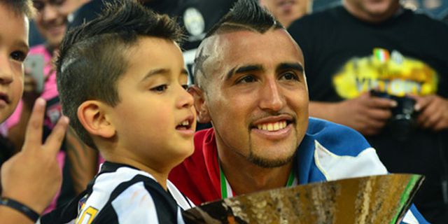 Vidal Minta Jersey Nomor 10 Juventus