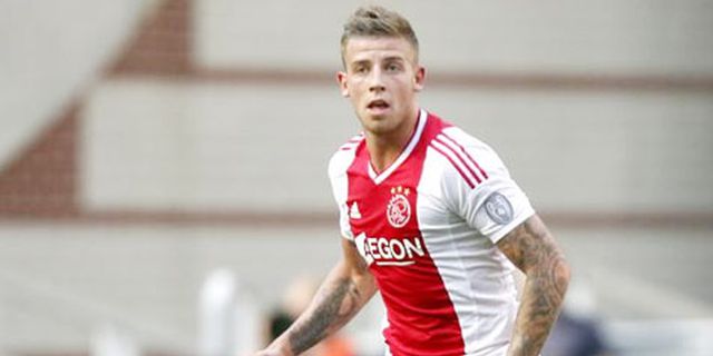 Alderweireld Ngebet ke Inggris, Spurs dan Liverpool Siaga Alderweireld Ngebet ke Inggris, Spurs dan Liverpool Siaga