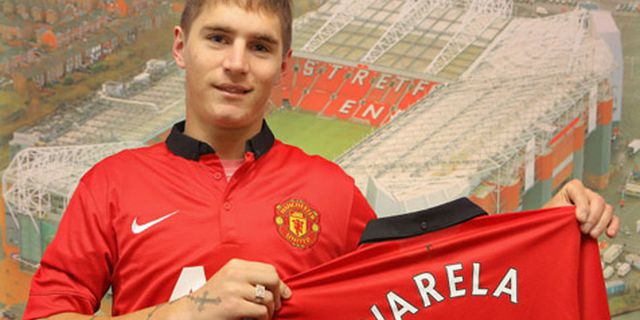 Peranan Penting Chicarito Dalam Transfer Varela ke MU