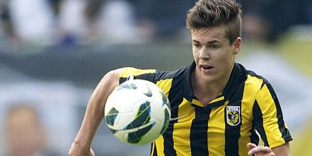 Overmars: Van Ginkel Sudah Milik Chelsea