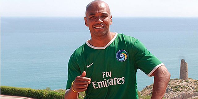 Marcos Senna Gabung New York Cosmos