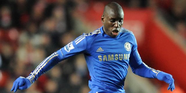 Demba Ba Ingin Buktikan Diri Pada Mourinho