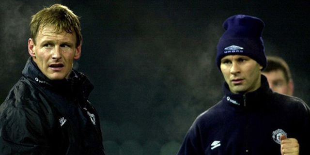Sheringham Dukung Giggs Pecahkan Rekor Tertuanya