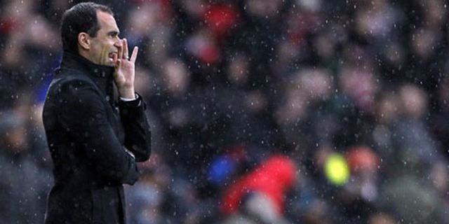 Martinez Prioritas Bangun Karakter Everton Martinez Prioritas Bangun Karakter Everton
