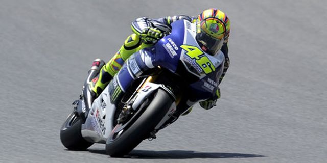 Rossi Tak Tahu Alasan Dirinya Terjatuh di Catalunya Rossi Tak Tahu Alasan Dirinya Terjatuh di Catalunya