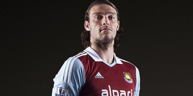 Detail Jersey: West Ham Home 2013-2014