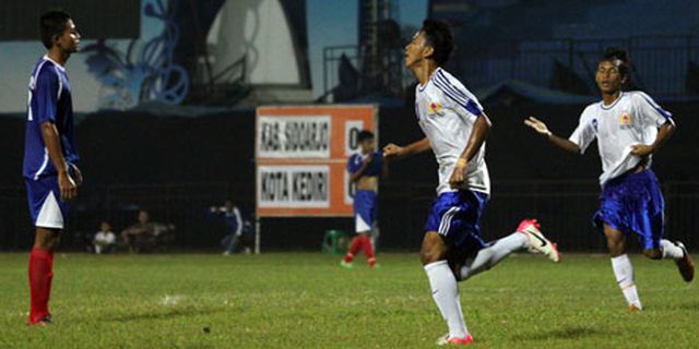 Sidoarjo Lolos, Gresik Tersingkir Sidoarjo Lolos, Gresik Tersingkir