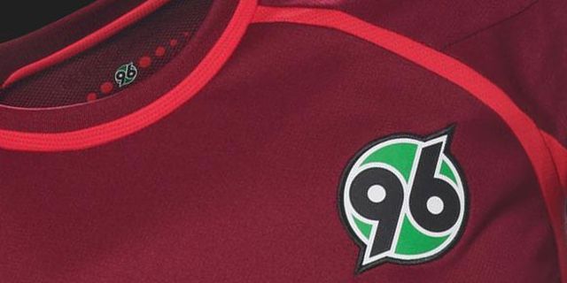 Detail Jersey: Hannover 96 Musim 2013-2014