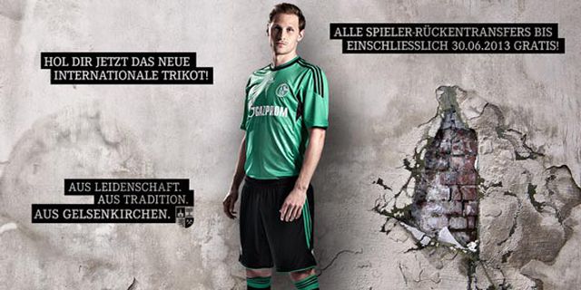Detail Jersey: Schalke 04 Away dan Ketiga 2013-2014