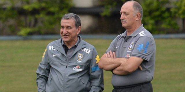 Scolari Anggap Spanyol Memainkan Satu Laga Lebih Sedikit