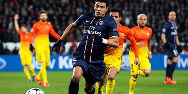Dani Alves Bantu Barca Rayu Thiago Silva Dani Alves Bantu Barca Rayu Thiago Silva