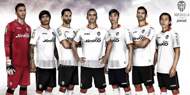 Video: Valencia Rilis Jersey 2013/14