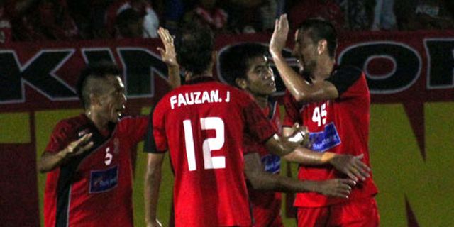 HT Review: Persijap Sementara Ungguli Persebaya