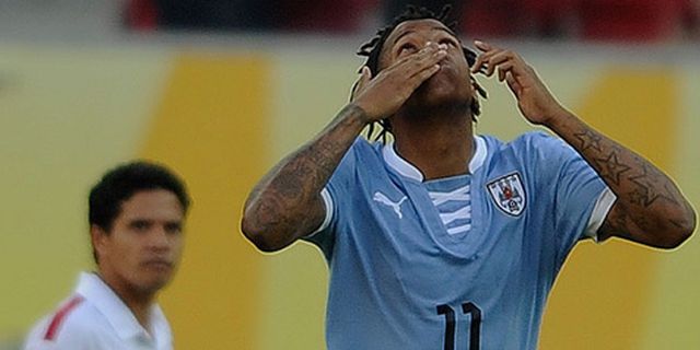 Milan Juga Kejar Hernandez Untuk Gantikan Robinho