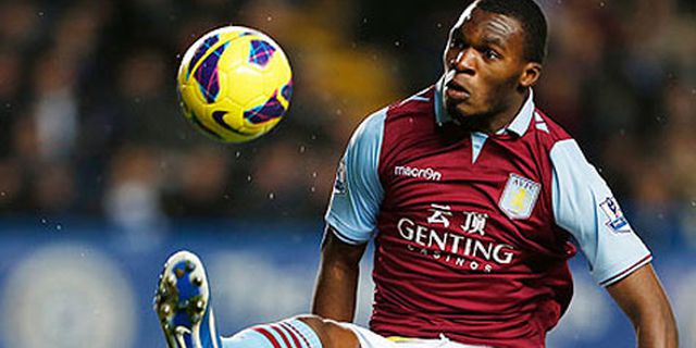 Mourinho Alihkan Prioritas Pembelian Pada Benteke