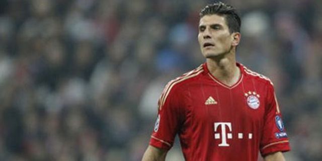 Fiorentina Resmi Dapatkan Mario Gomez dari Bayern