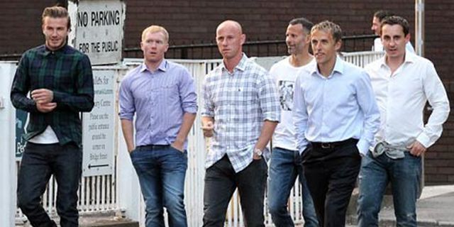 Inilah Gaya Reuni Bintang Class of 92 United