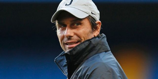 Conte: Jual Cavani, Napoli Bakal Lebih Berbahaya Conte: Jual Cavani, Napoli Bakal Lebih Berbahaya