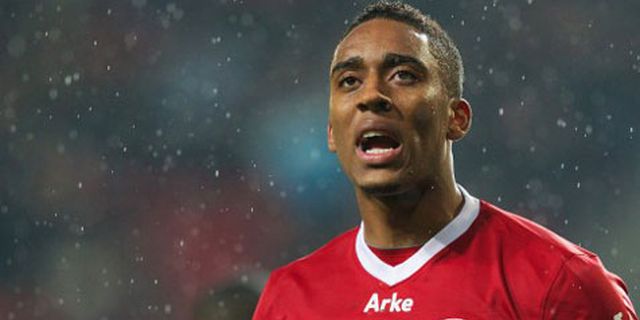 Urung ke Everton, Leroy Fer Gabung Norwich City Urung ke Everton, Leroy Fer Gabung Norwich City