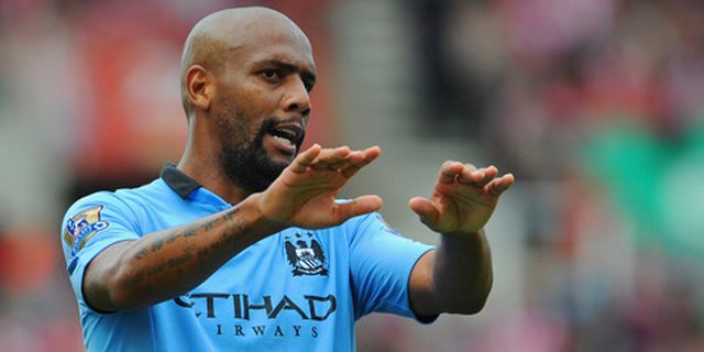 Pellegrini Tegaskan Maicon Tak Dibutuhkan City