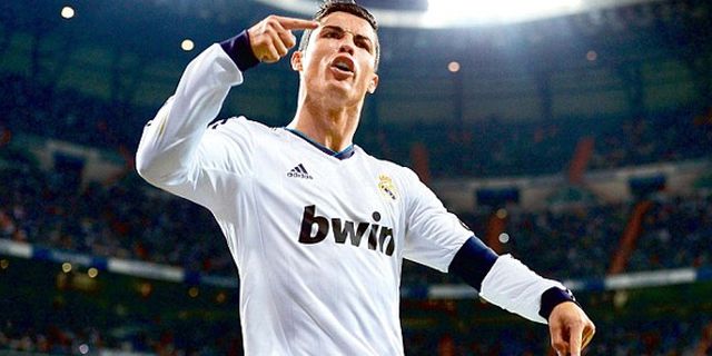 Video: Kompilasi 363 Gol Cristiano Ronaldo (2003-2013)