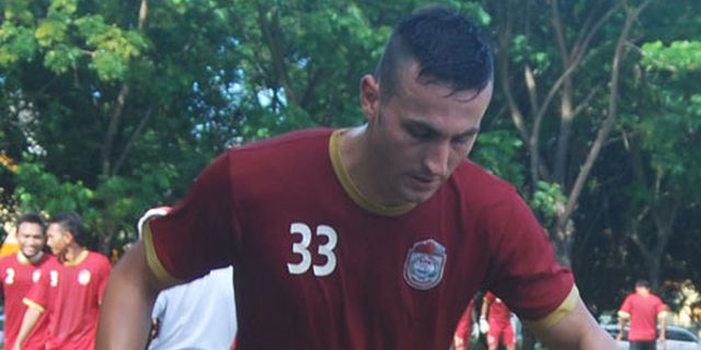Abaikan Isu Dicoret, Mirko Tetap Rutin Latihan Abaikan Isu Dicoret, Mirko Tetap Rutin Latihan