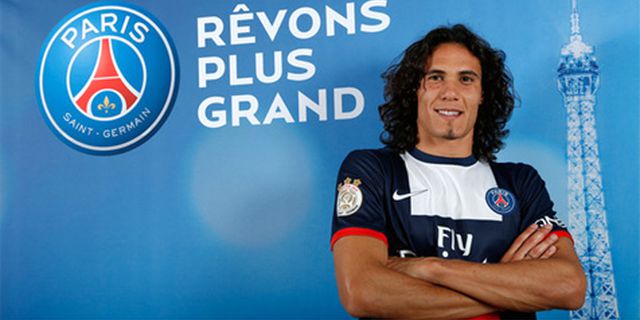 Hamsik Sesali Kepergian Cavani ke PSG