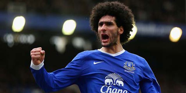 'United Harusnya Incar Fellaini Bukan Fabregas'