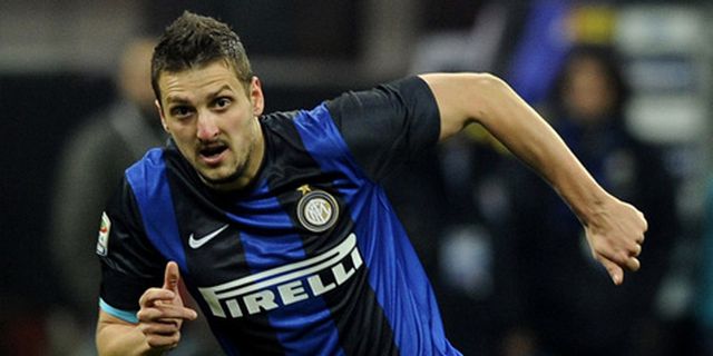 Malaga Terdepan Dalam Perburuan Midfielder Inter