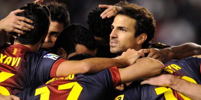 Wenger: Usaha MU Boyong Fabregas Sia-Sia Wenger: Usaha MU Boyong Fabregas Sia-Sia