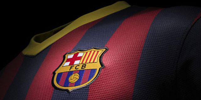 Tipografi Spesial di Jersey Barca Untuk Piala Joan Gamper